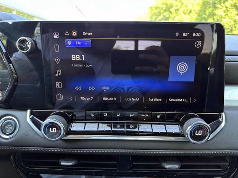 Used 2023 Chevrolet Colorado LT w/ LT Convenience Package II AWD/4WD image 20