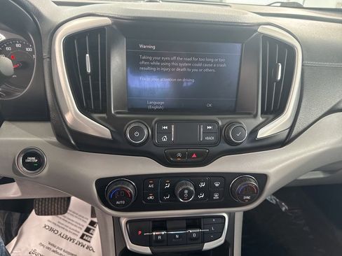 Used 2022 GMC Terrain SLT FWD image 22