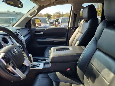 Used 2021 Toyota Tundra SR5 w/ SR5 Upgrade Package image 10