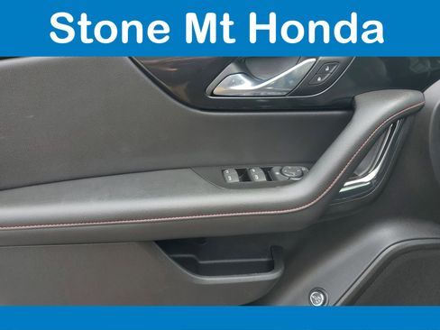 Used 2025 Chevrolet Blazer RS image 22