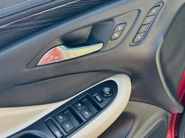 Used 2020 Buick Envision Essence FWD image 24