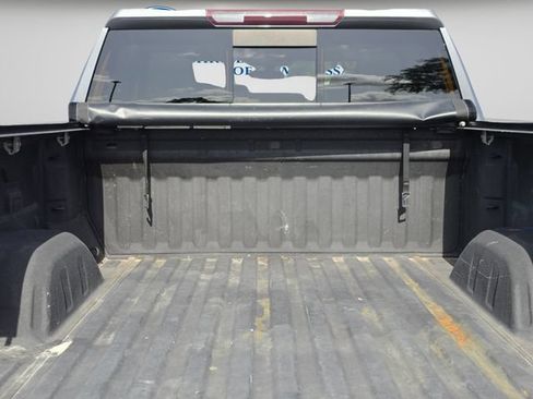 Used 2020 GMC Sierra 1500 SLE w/ SLE Value Package RWD image 15
