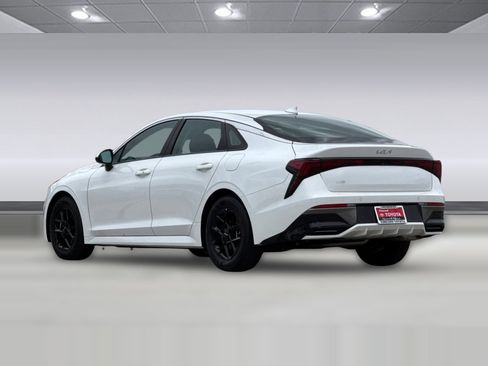 Used 2025 Kia K5 LXS FWD image 3