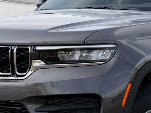 New 2025 Jeep Grand Cherokee Laredo X w/ Trailer Tow Package image 10