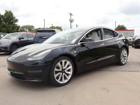 Used 2020 Tesla Model 3 Long Range AWD/4WD image 3
