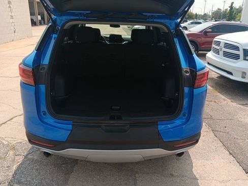 Used 2025 Chevrolet Blazer LT image 32