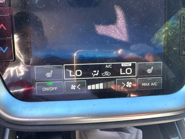 Used 2025 Subaru Outback Premium AWD/4WD image 9