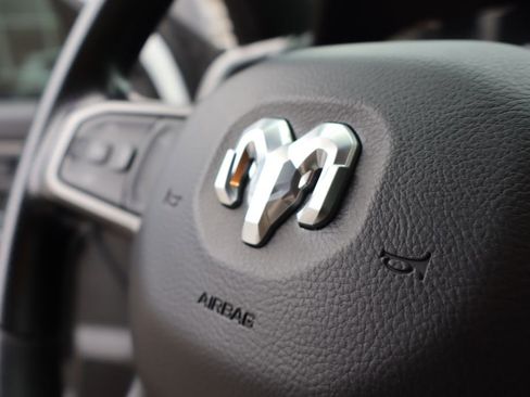 Used 2024 RAM 3500 Tradesman image 31