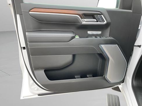 Used 2024 GMC Sierra 1500 Denali image 14