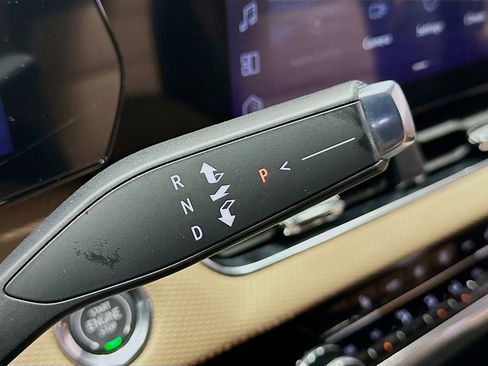 New 2026 Chevrolet Equinox ACTIV FWD image 18