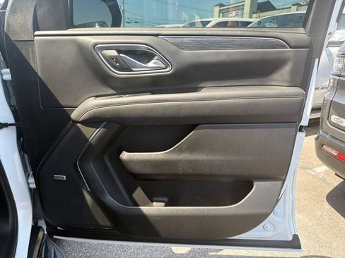 Used 2021 GMC Yukon SLT AWD/4WD image 25