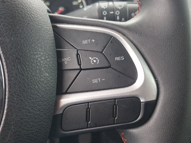 Used 2023 Jeep Renegade Trailhawk AWD/4WD image 23