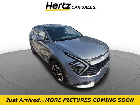 Used 2025 Kia Sportage LX FWD image 1