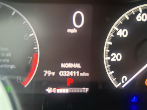 Used 2023 Honda HR-V Sport image 6
