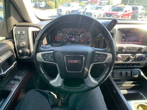 Used 2015 GMC Sierra 1500 SLT w/ SLT Crew Cab Value Package AWD/4WD image 16