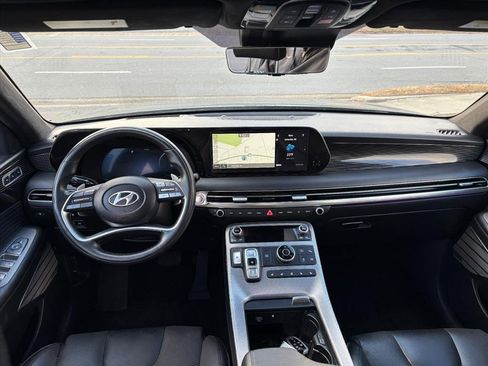 Used 2023 Hyundai Palisade Calligraphy image 6