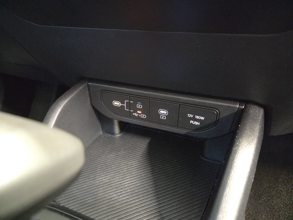 Used 2025 Kia K4 FWD image 19