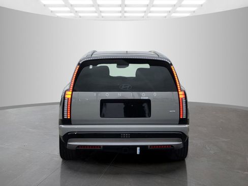 New 2026 Hyundai Ioniq 9 Limited image 6