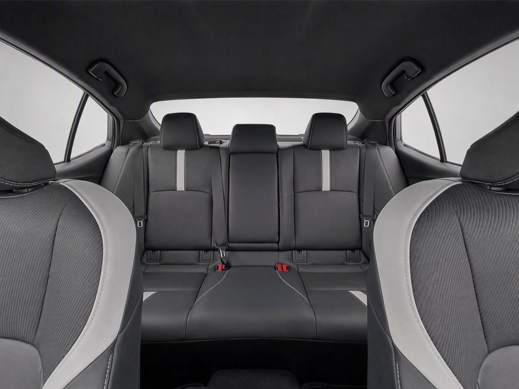 Used 2026 Toyota Camry SE w/ Convenience Package FWD image 21
