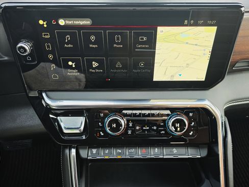 New 2026 GMC Sierra 2500 Denali Ultimate w/ LPO, Black Badging Package image 24