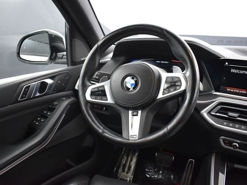 Used 2022 BMW X5 M50i w/ Executive Package AWD/4WD image 17