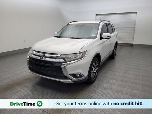 Used 2016 Mitsubishi Outlander SE FWD image 1
