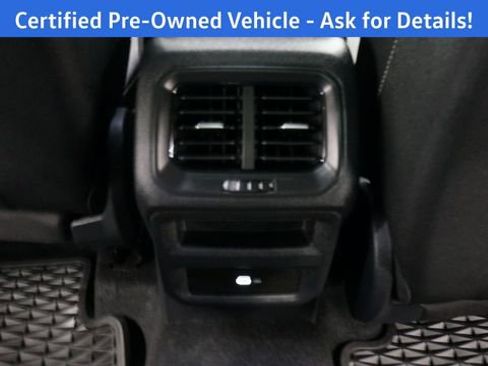 Certified 2025 Volkswagen Taos SE AWD/4WD image 39