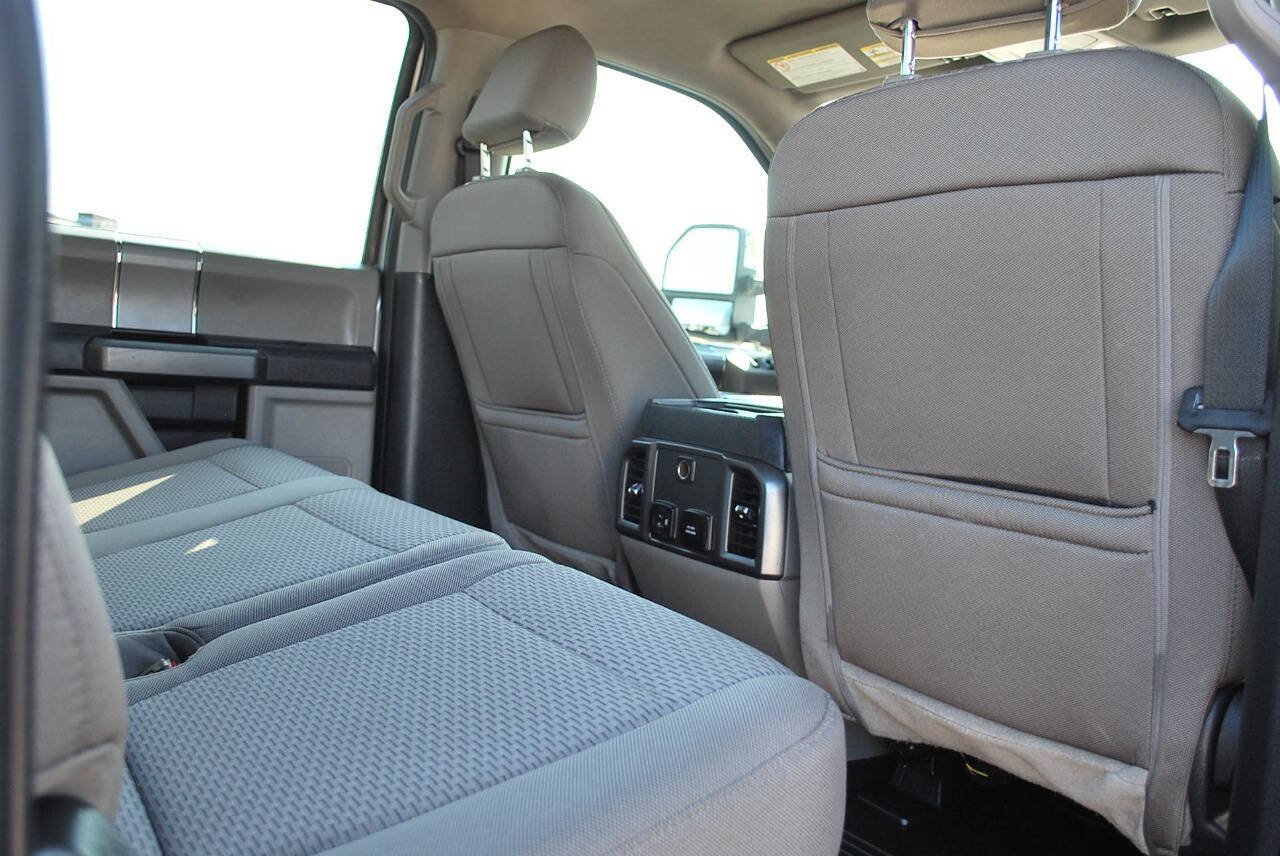 Used 2022 Ford F350 XLT w/ XLT Premium Package AWD/4WD image 34