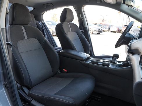 Used 2021 Nissan Sentra SV image 13