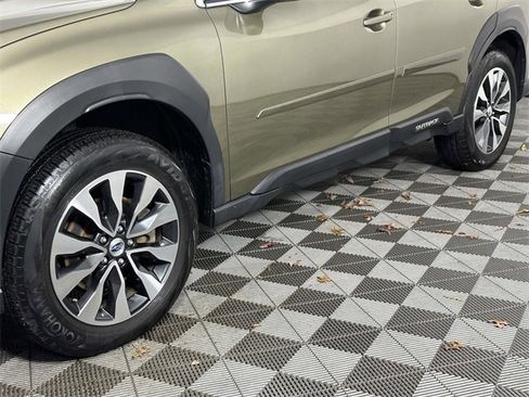 Used 2023 Subaru Outback Limited image 13