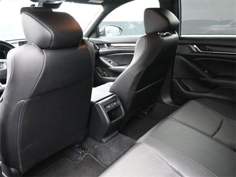 Used 2022 Honda Accord Sport image 2