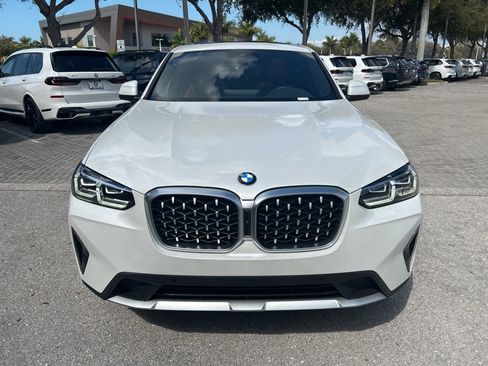 Certified 2023 BMW X4 xDrive30i w/ Premium Package image 8