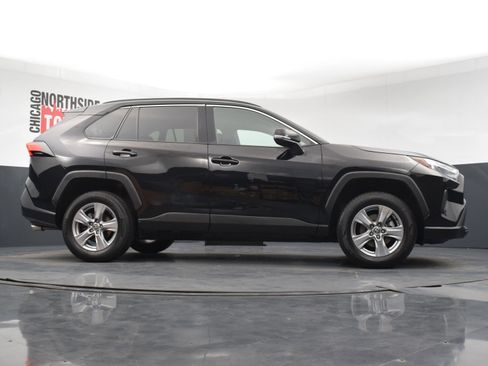 Used 2022 Toyota RAV4 XLE AWD/4WD image 27