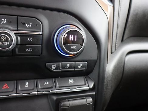 Used 2022 Chevrolet Silverado 3500 High Country w/ Safety Package II image 12