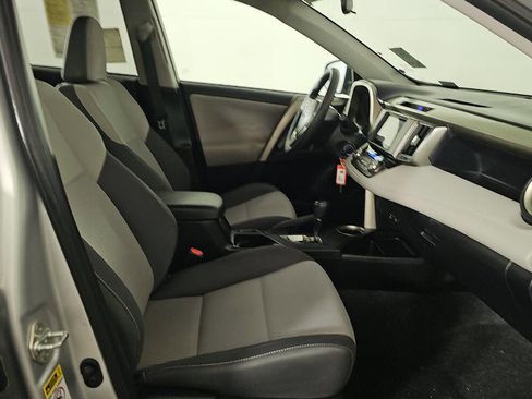 Used 2014 Toyota RAV4 XLE image 21