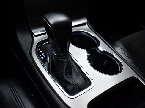 Used 2020 Jeep Grand Cherokee Altitude image 32