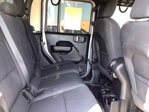 Used 2021 Jeep Gladiator Sport AWD/4WD image 25