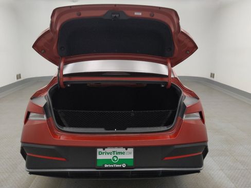 Used 2025 Hyundai Elantra Sport image 29