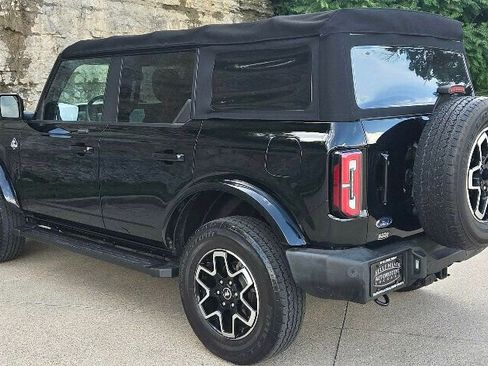 Used 2021 Ford Bronco Outer Banks AWD/4WD image 8