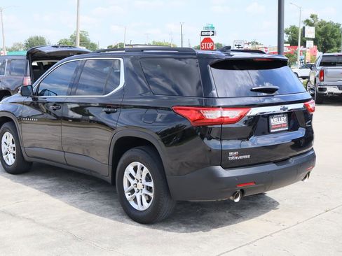 Used 2019 Chevrolet Traverse LT FWD image 7