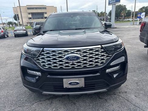 Used 2020 Ford Explorer Platinum w/ Premium Technology Package AWD/4WD image 4