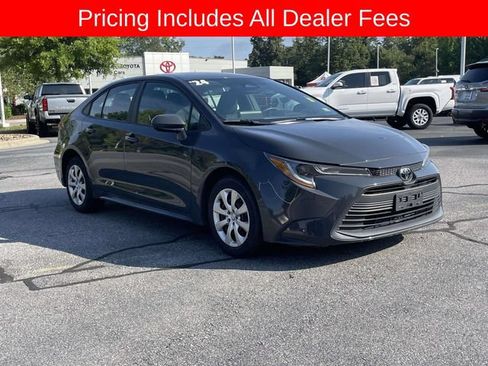 Used 2024 Toyota Corolla LE FWD image 7