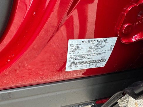 New 2025 Lincoln Aviator AWD w/ Equipment Group 101A image 25