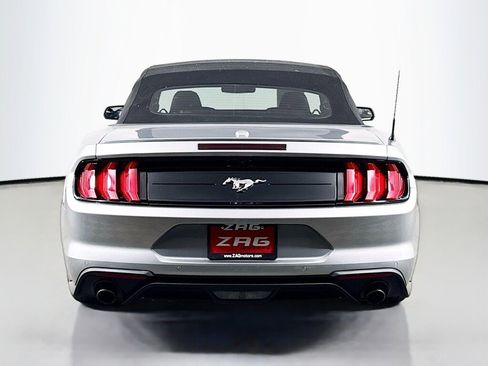 Used 2020 Ford Mustang Premium RWD image 5