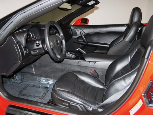 Used 2009 Chevrolet Corvette Convertible w/ Preferred Equipment Group image 40