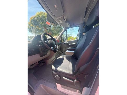 Used 2017 Mercedes-Benz Sprinter 2500 w/ Driver Comfort Package image 17