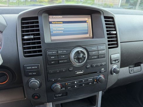 Used 2012 Nissan Pathfinder Silver AWD/4WD image 19