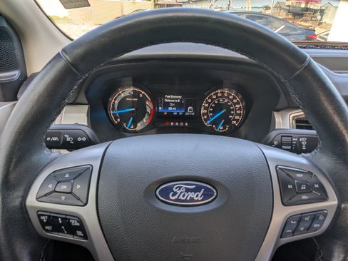 Used 2023 Ford Ranger XLT w/ Equipment Group 302A High AWD/4WD image 33