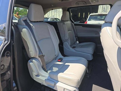 Used 2019 Honda Odyssey Elite image 13