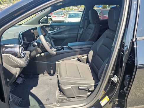 New 2025 Chevrolet Blazer EV LT w/ Midnight/Sport Edition image 18